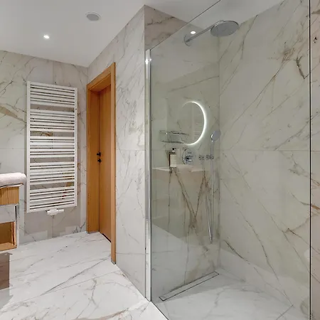 Deo Plaza I Διαμέρισμα *